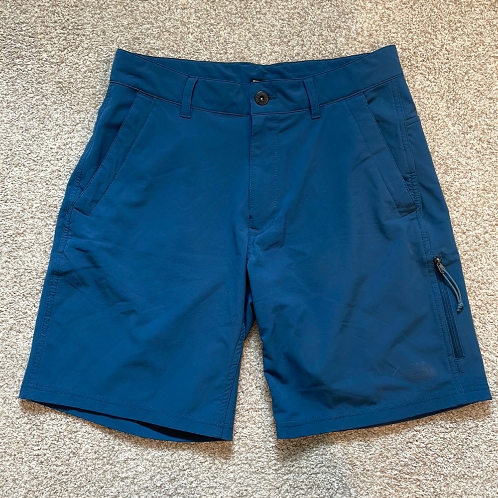 Men’s North Face Shorts, Size 30